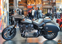 Harley-Davidson® Softail® Sport Glide™ (FLSB) 2020
