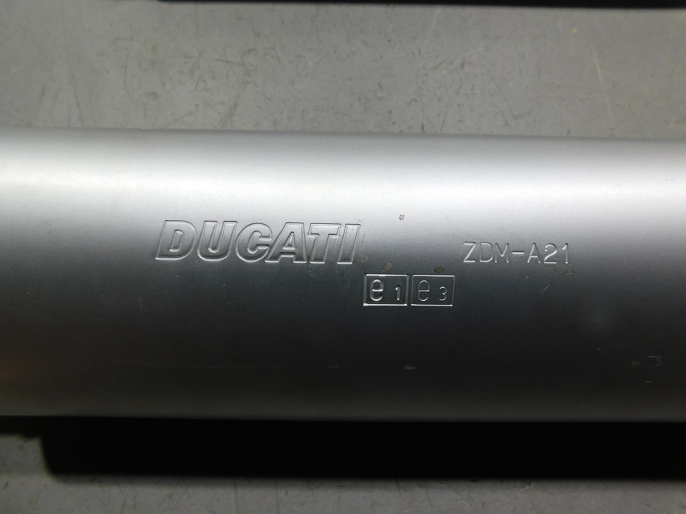 Глушители Ducati Monster 900 022673