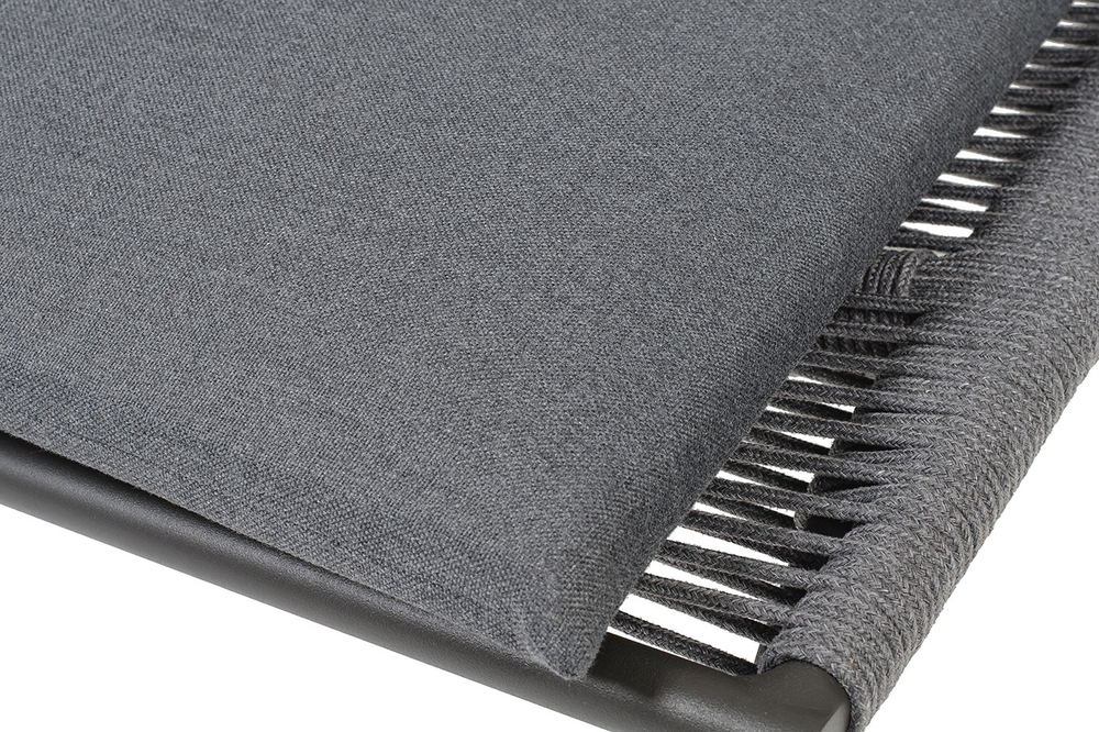 "Авиньон" кресло плетеное из роупа, каркас алюминий серый (RAL7022) муар, роуп серый круглый, ткань темно-серая 027