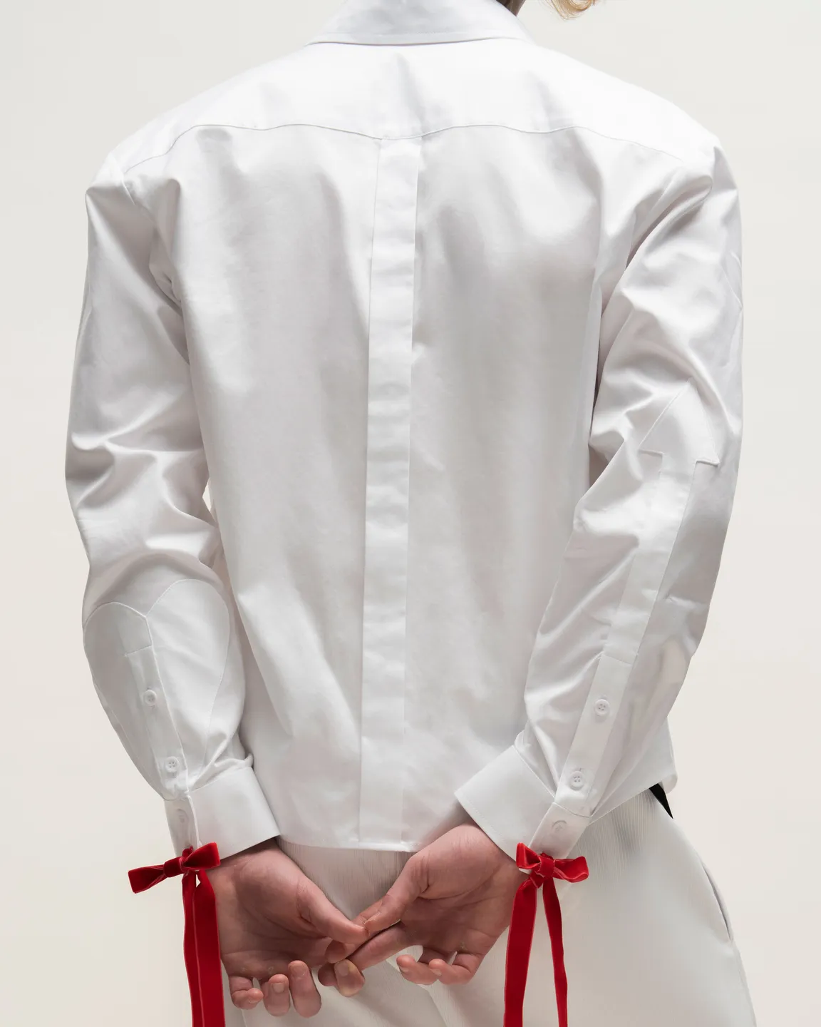 Белая рубашка 