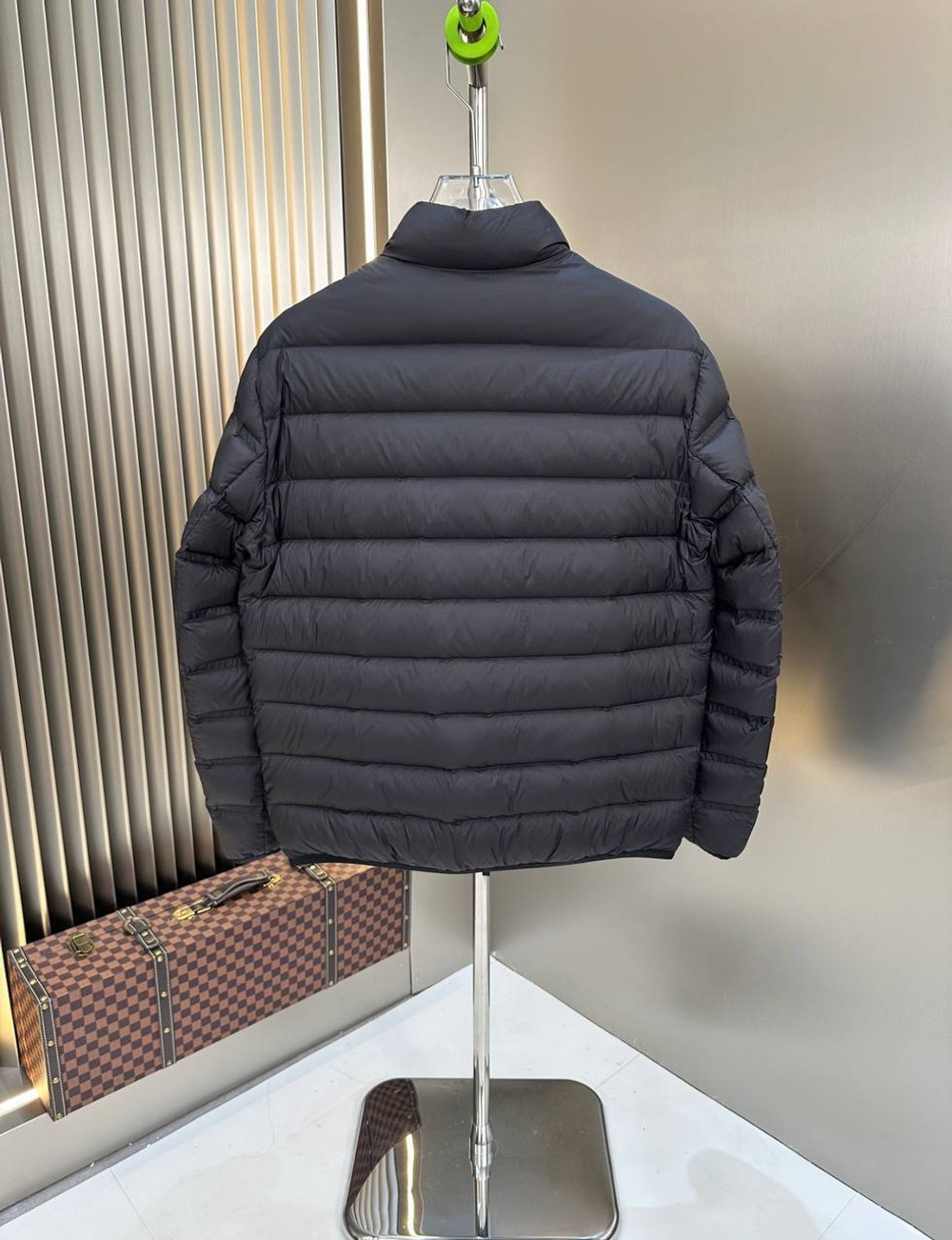 Пуховик Moncler