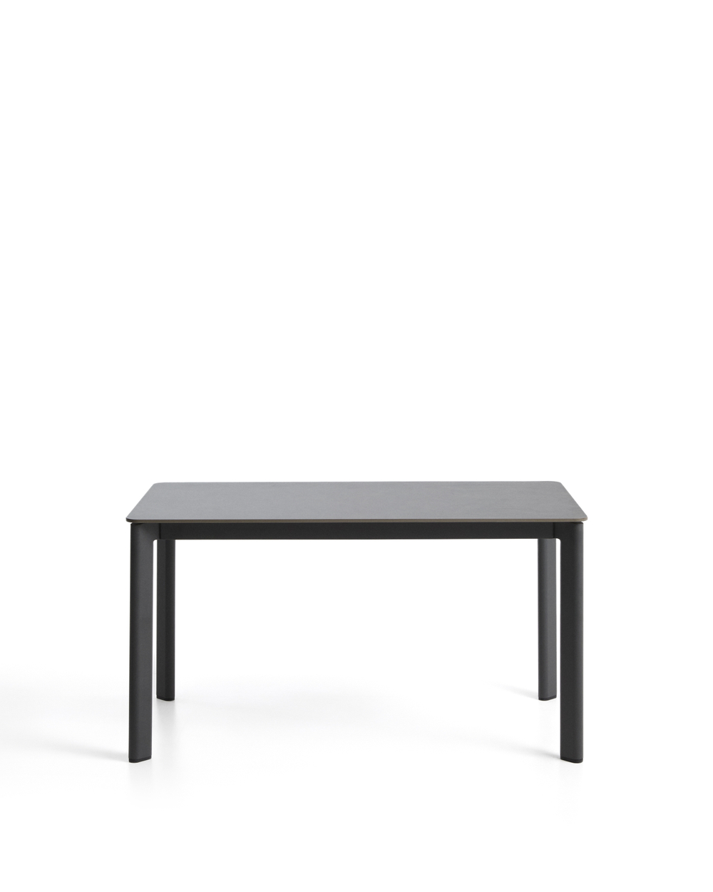 Уличный стол Anafi с графитовой столешницей из спеченного камня, 140 x 80 см