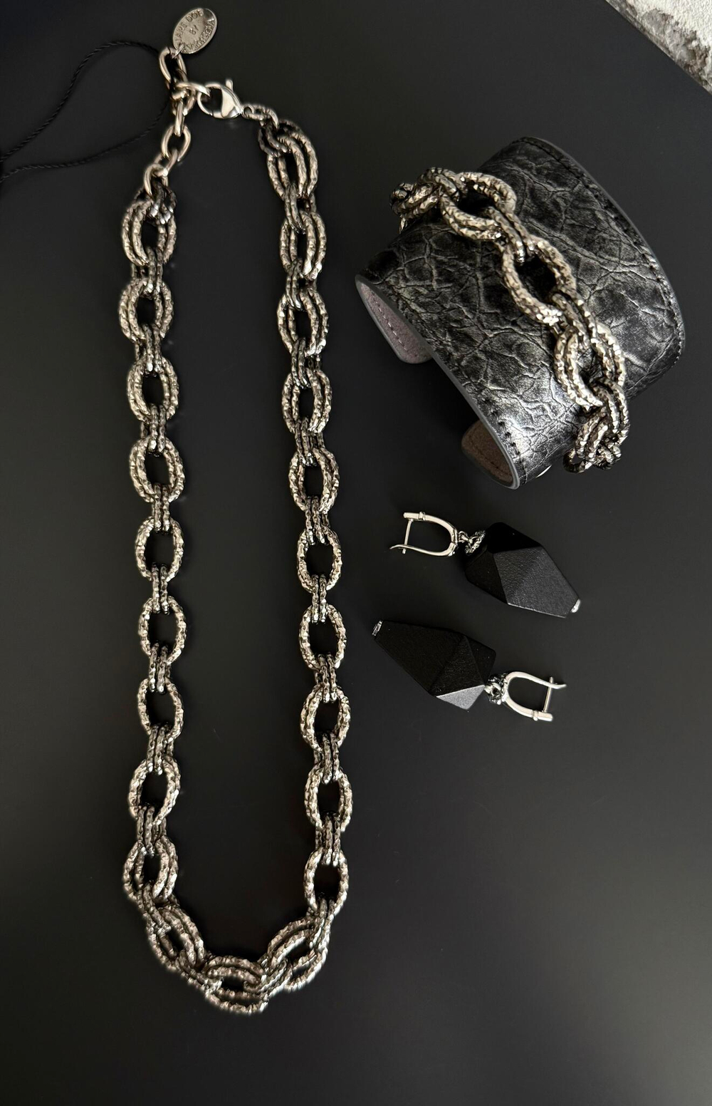 HMG 1350 Wood Cone black mix Серьги арт.0950