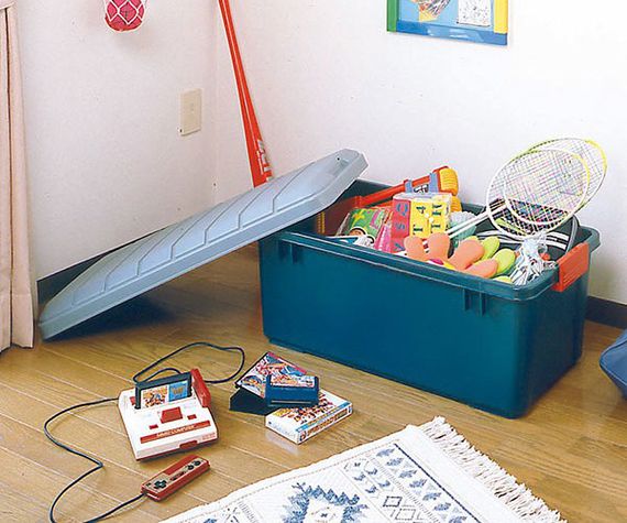 Экспедиционный ящик IRIS RV Box 800, в домашнем хозяйстве.