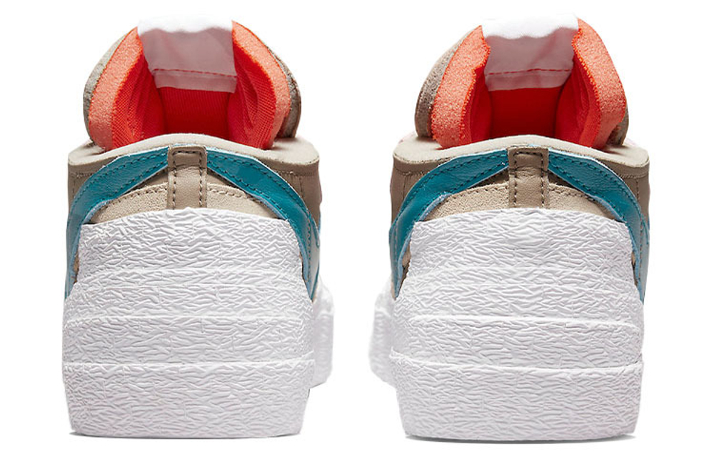 Кроссовки Sacai X Kaws X Nike Blazer Low Reed