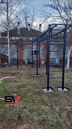 Монтаж уличной шведской стенки Sv Sport Рукоход х 2 (7 вертикальных столбов)