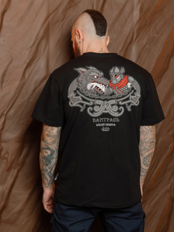 Футболка Варгградъ мужская черная «Кусающий длань»