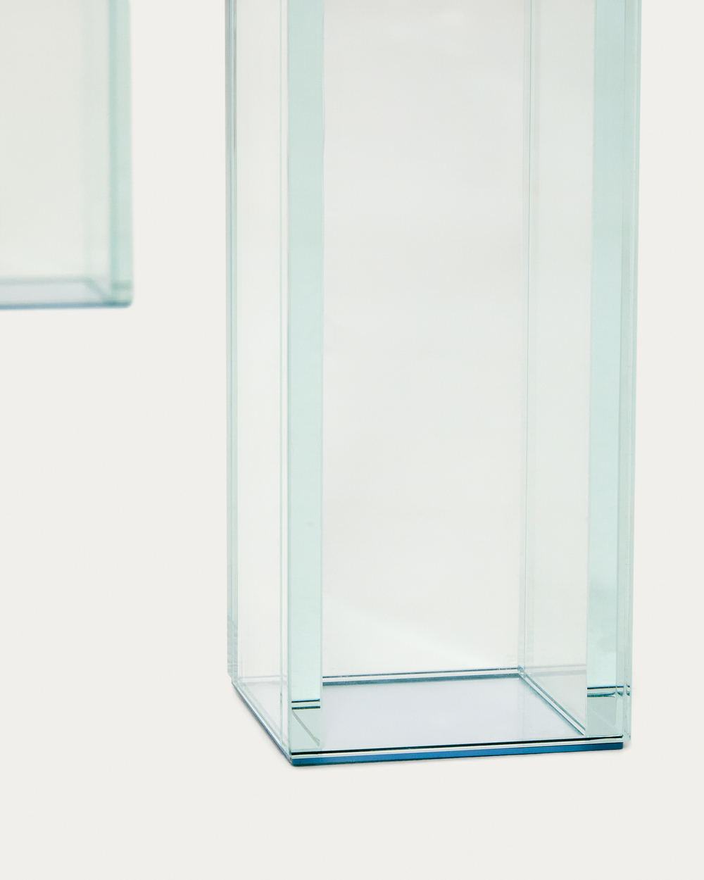 Стол Adularia из прозрачного закаленного стекла 160 x 90 см