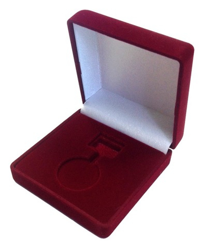 Футляр флокированный, квадратный, 90х90х40 мм