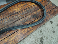 Уплотнитель крышки багажника Chery Tiggo 7 Pro 20-24 Б/У Оригинал 554000267AA