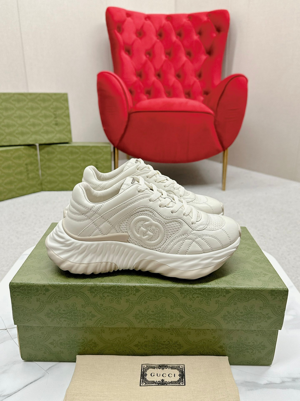 Gucci Ripple Trainer