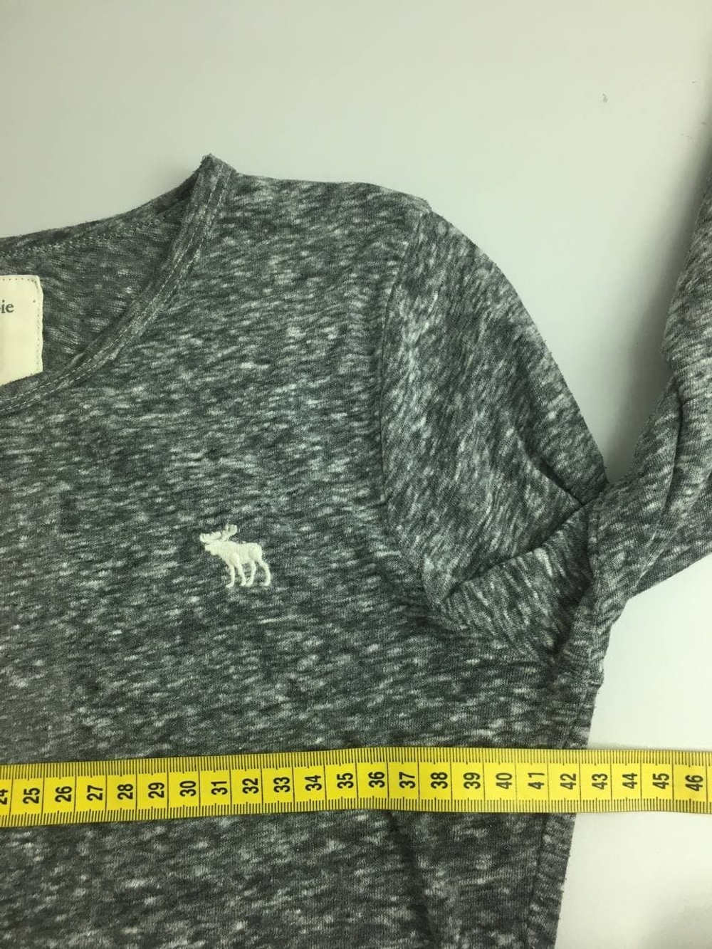 Джемпер Abercrombie & Fitch меланжевый 44 размер