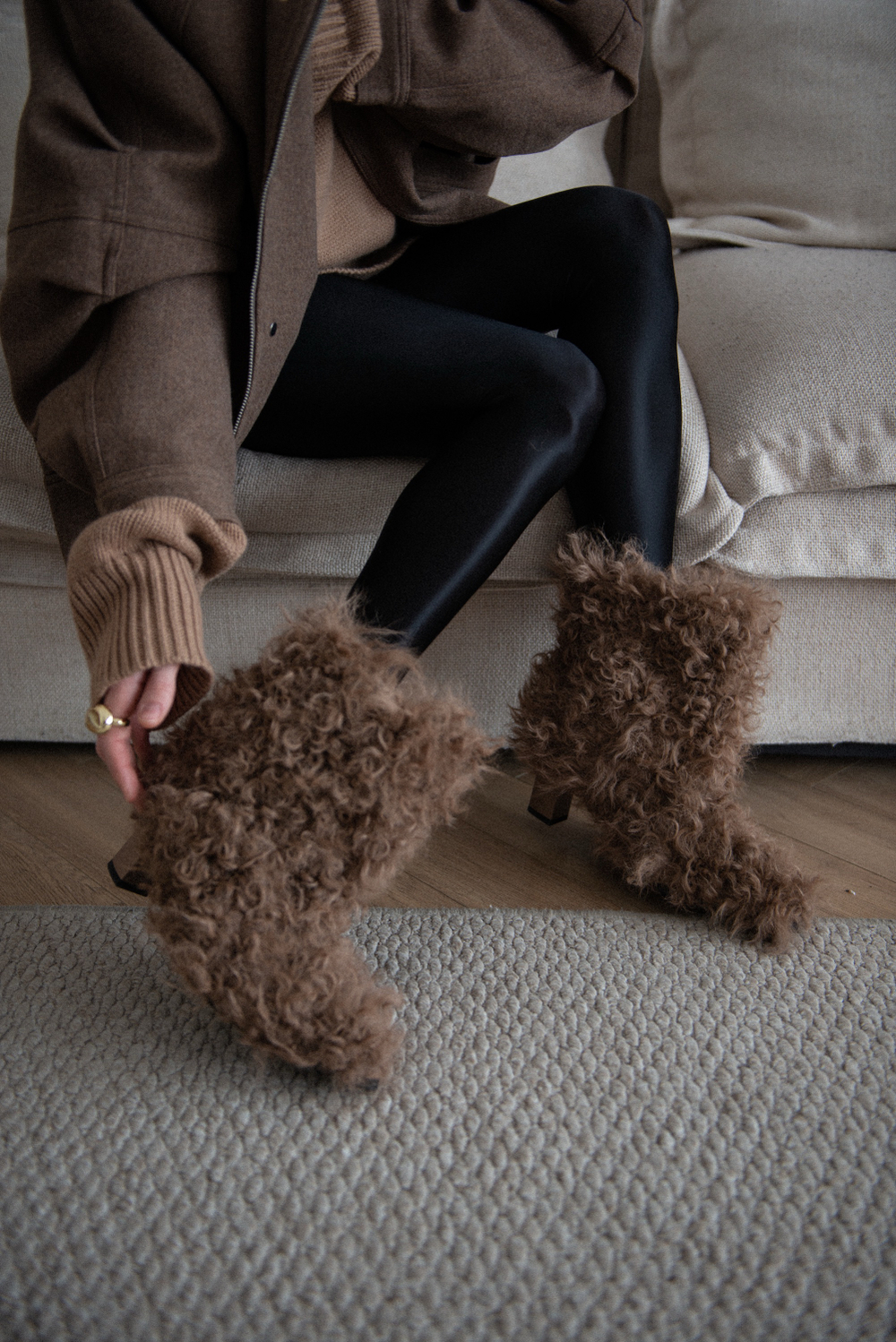 Ботильоны меховые WOOLY