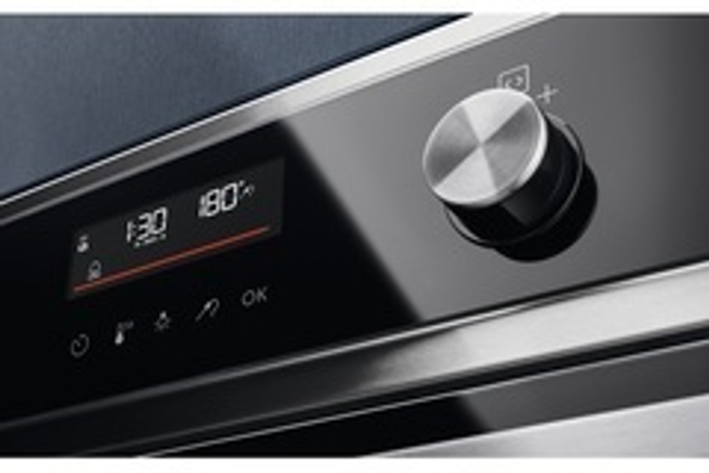 Встраиваемый электрический духовой шкаф Electrolux EOD6P77WX