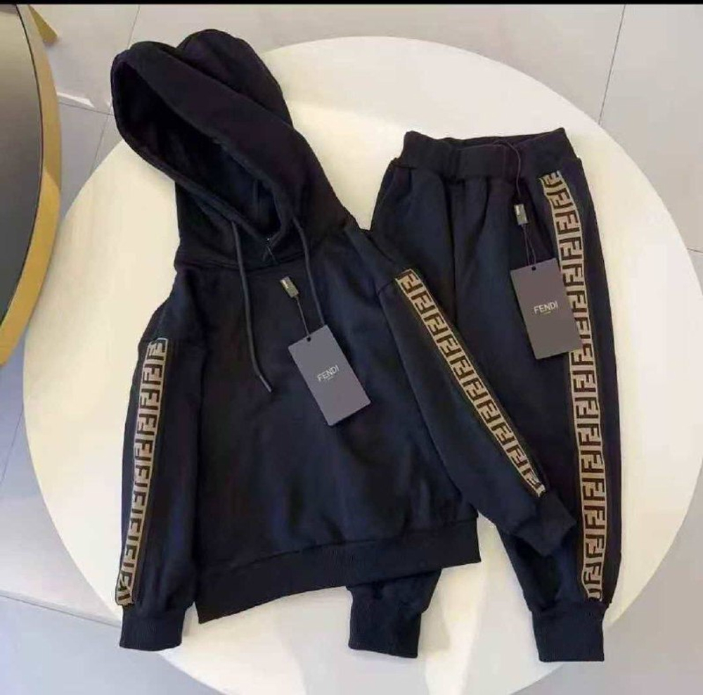 Детский спортивный костюм Fendi