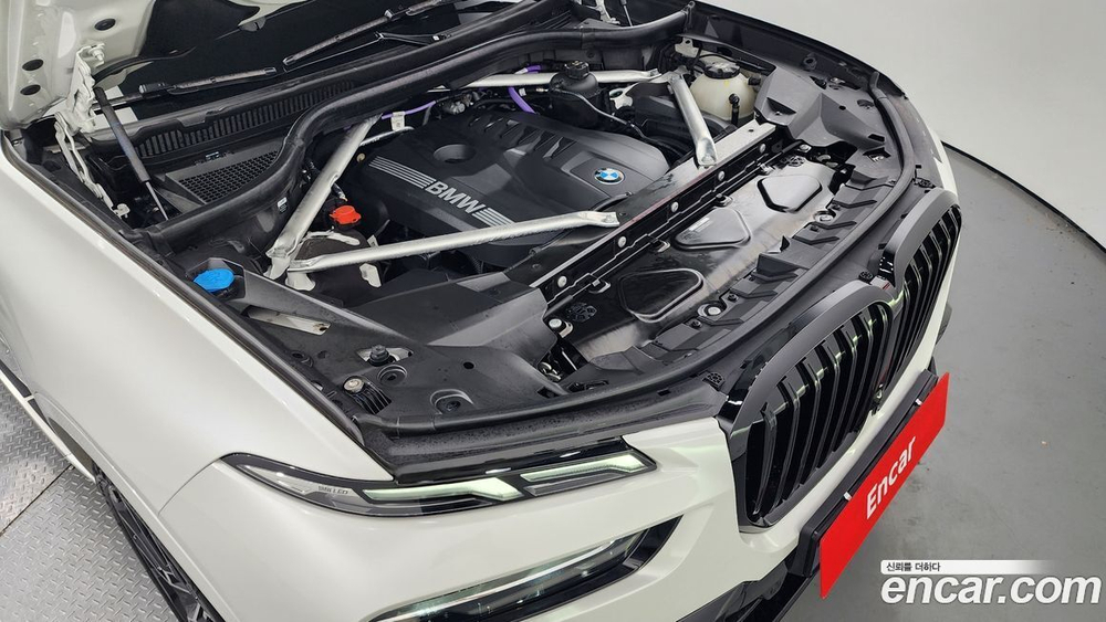 BMW X7 (G07) xDrive 40i M Sports 7-и местный (07.2023)