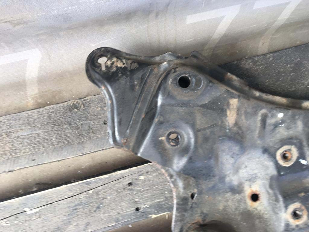 Подрамник 624002T100 KIA Optima 3 без дефектов 624002T100