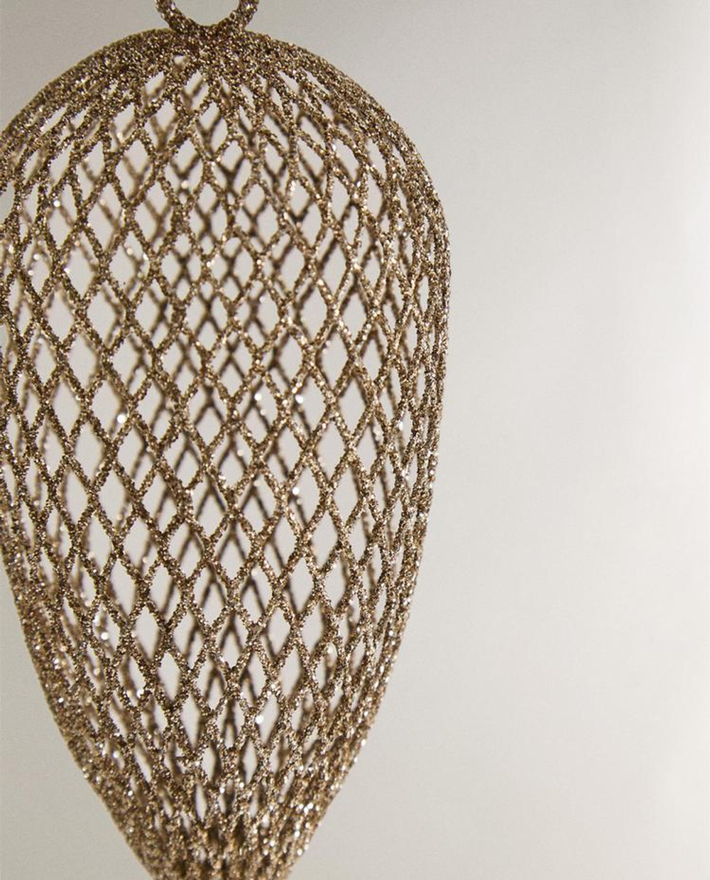 ZARA HOME СЕТЧАТЫЙ ЕЛОЧНЫЙ ШАР ВЫТЯНУТОЙ ФОРМЫ, СЕРЕБРЯНЫЙ