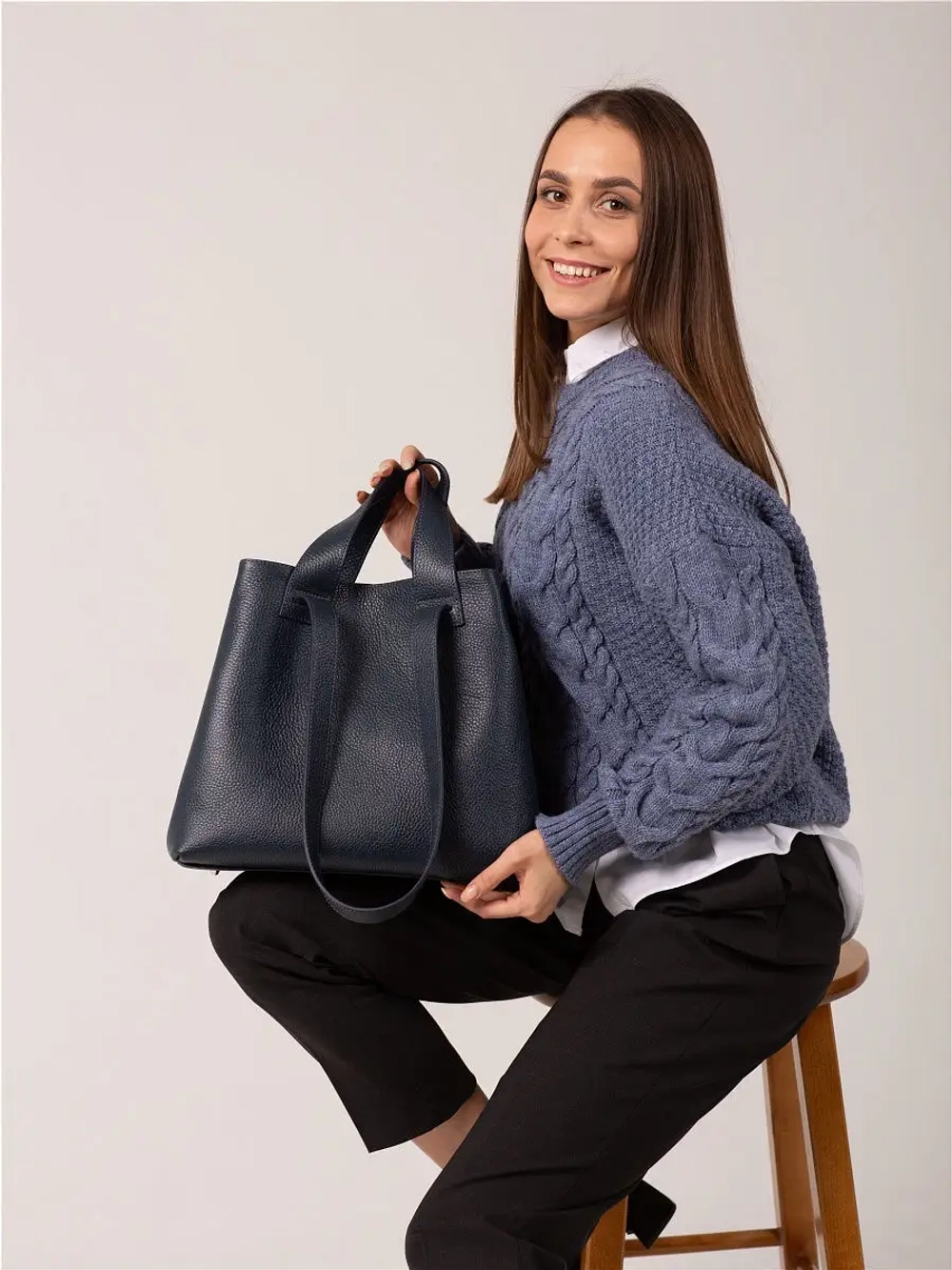 Сумка женская шоппер через плечо на ремне из кожи большая повседневная для женщины и мамы