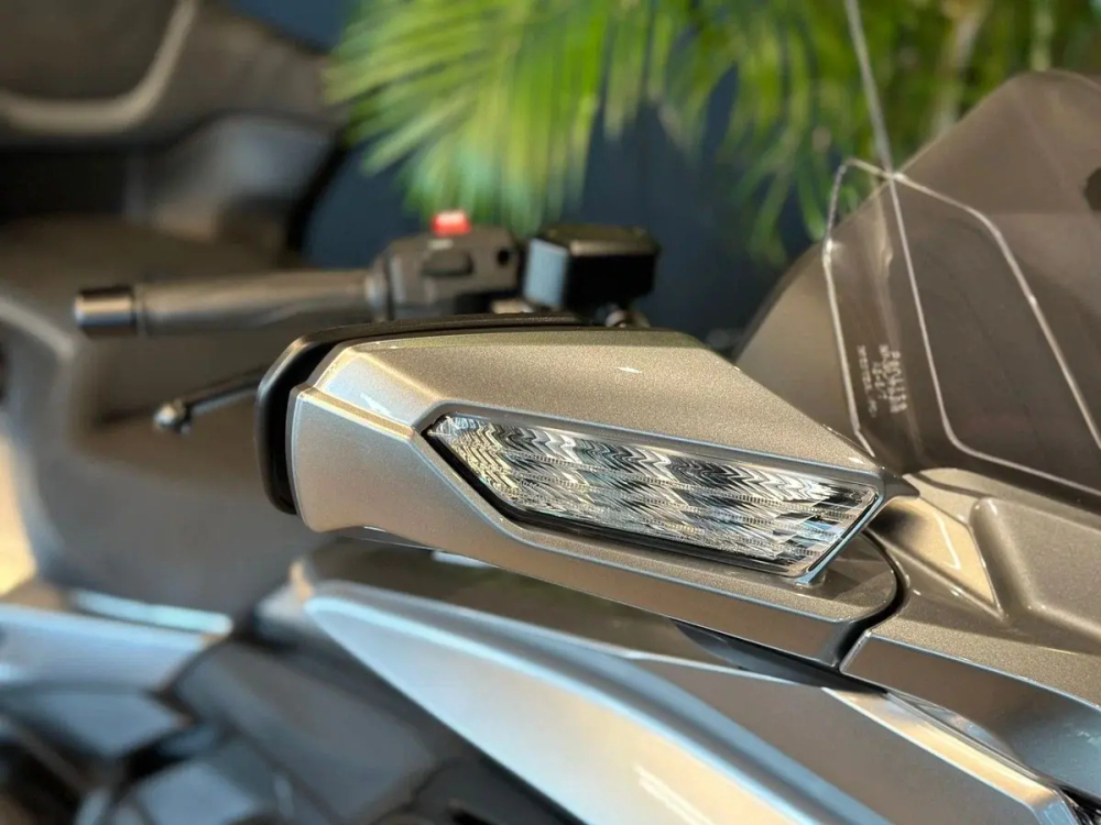 Gold Wing Tour — GL1800 DCT