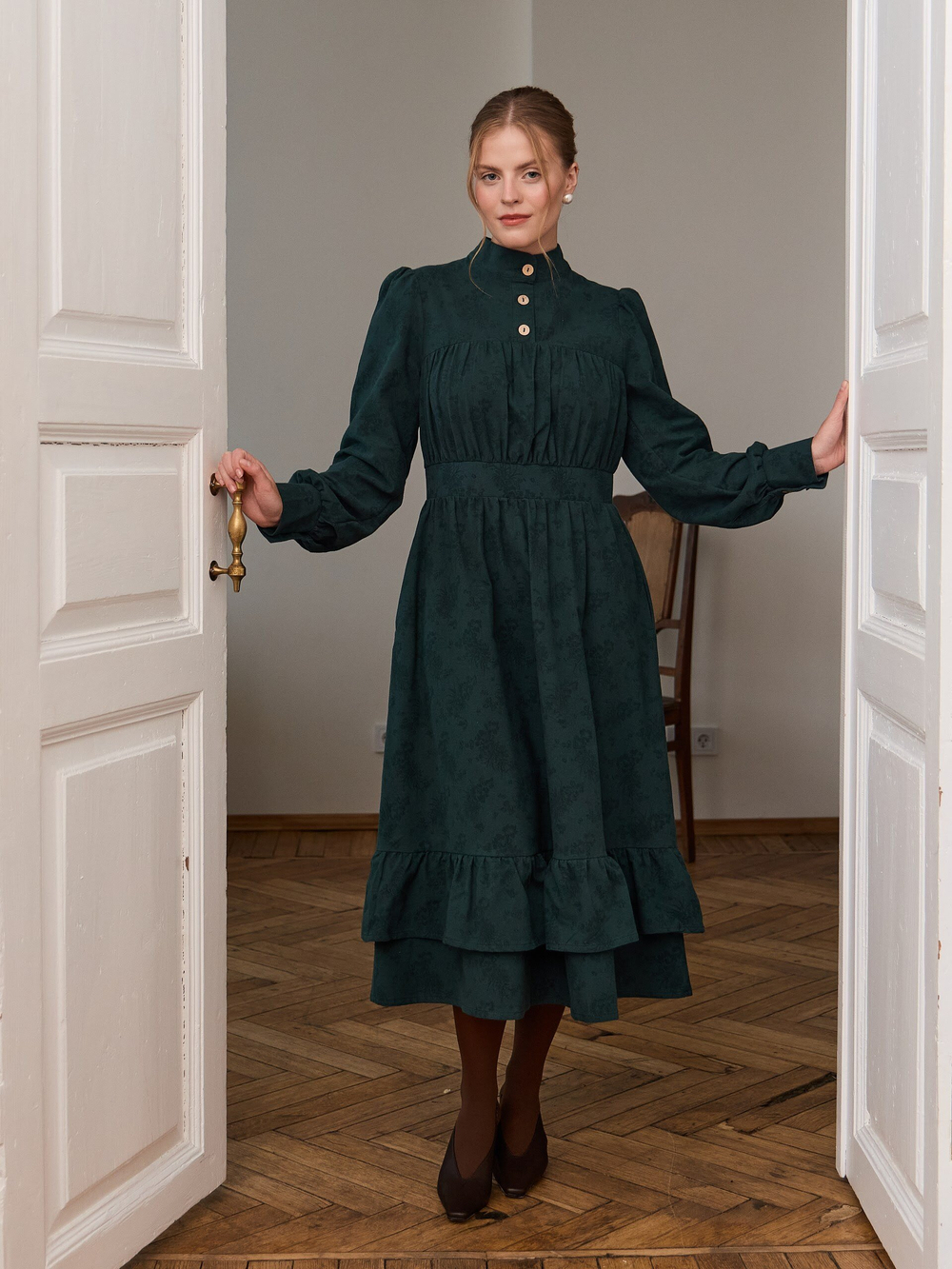 Платье с оборками