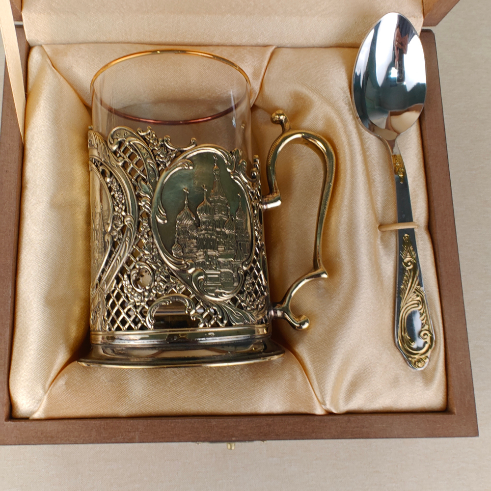 Подстаканник латунный "Москва" в футляре