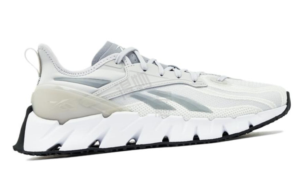 Кроссовки Reebok Zig Kinetica