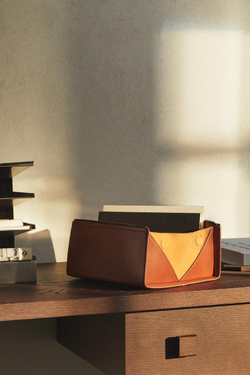 ZARA HOME МАЛЕНЬКАЯ КОЖАНАЯ КОСМЕТИЧКА, КОРИЧНЕВЫЙ