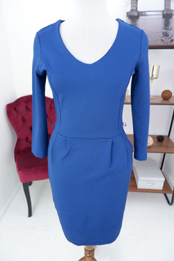 Платье Zolla лаконичное 42 размер