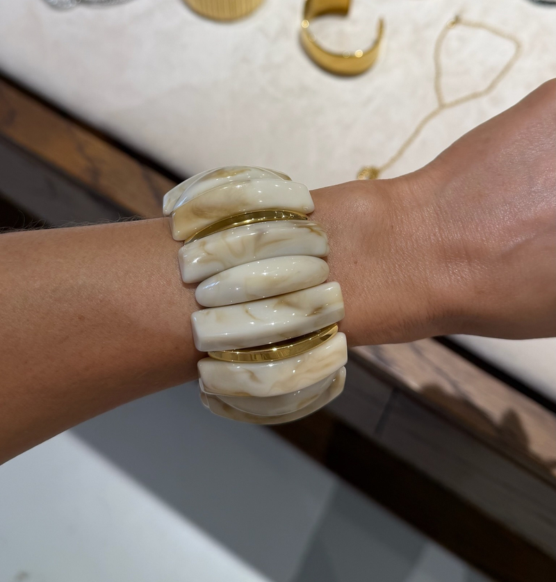 Браслет на резинке из акрила white