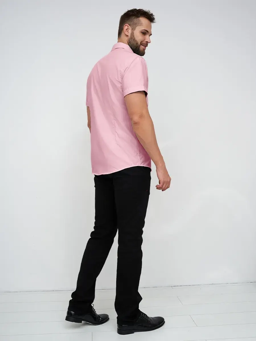 Рубашка приталенная с коротким рукавом