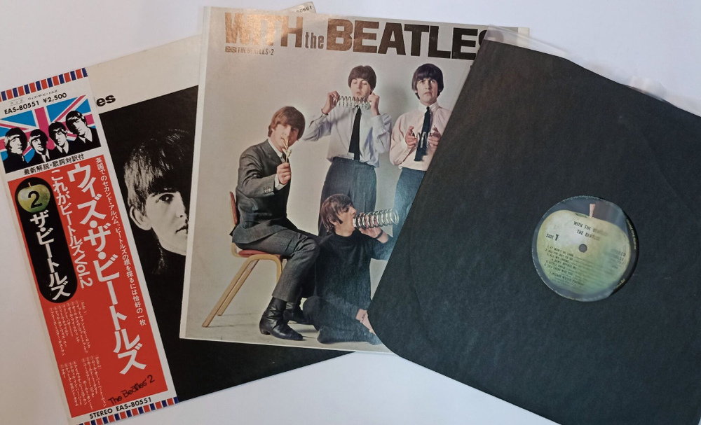 Винтажная виниловая пластинка LP The Beatles With The Beatles (Obi 1976)