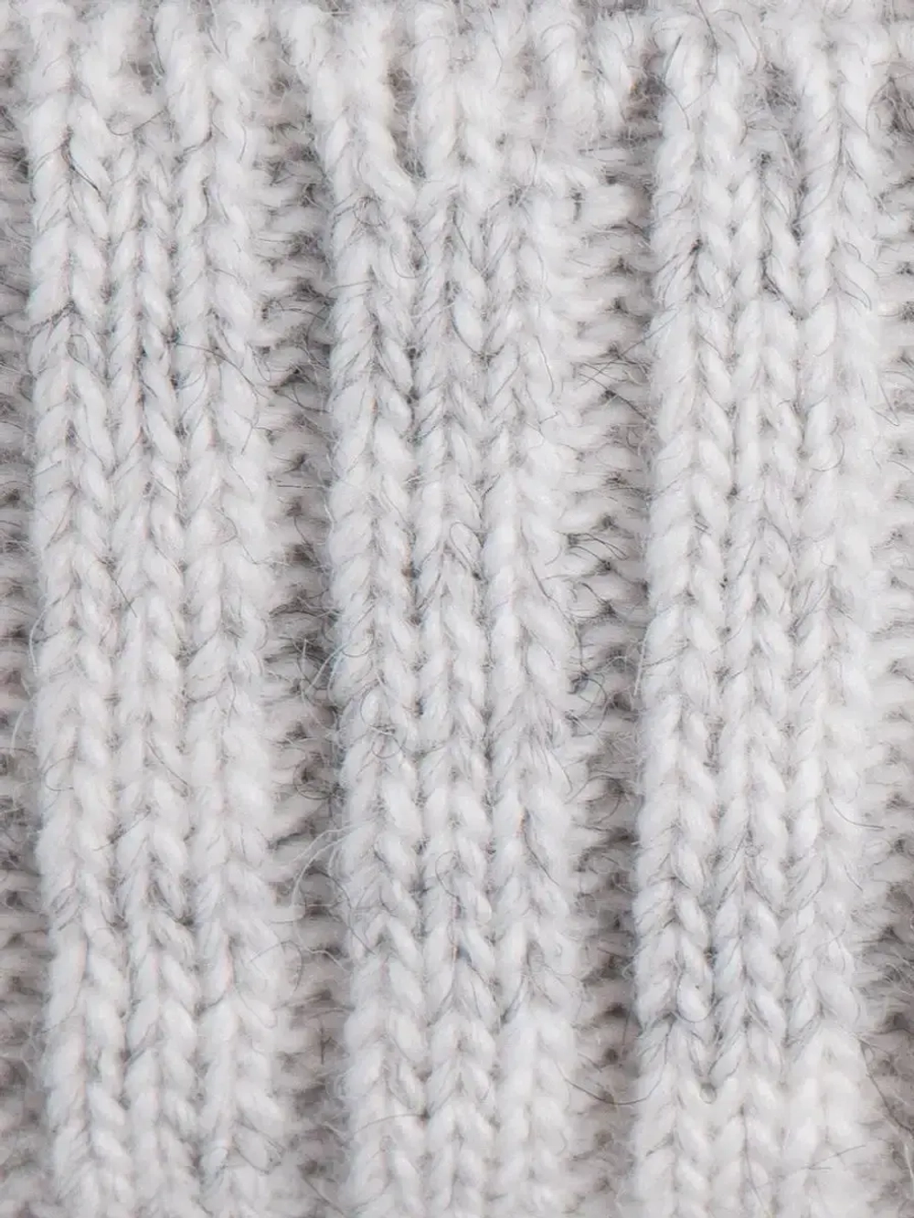 Шапка осенняя детская на завязках и снуд