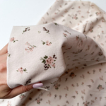 Фланель Розы на светло-бежевом фоне