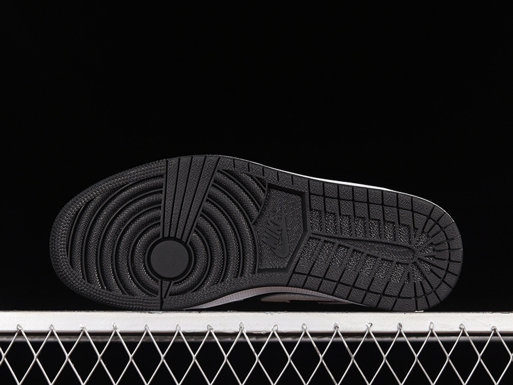 Jordan 1 black white sole best sale