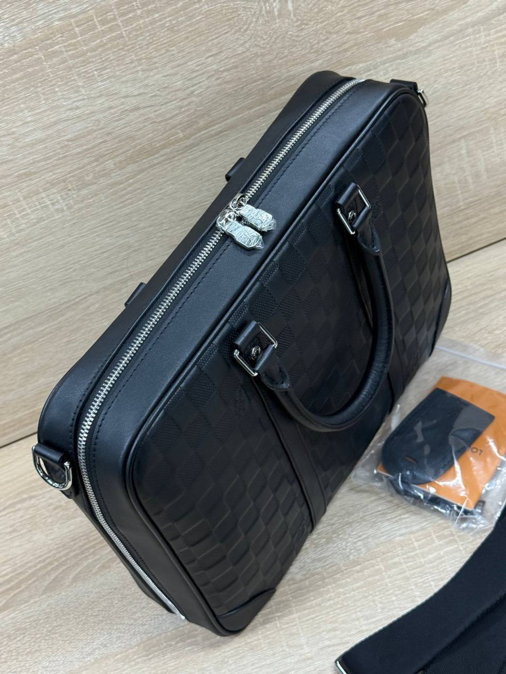 Портфель Louis Vuitton