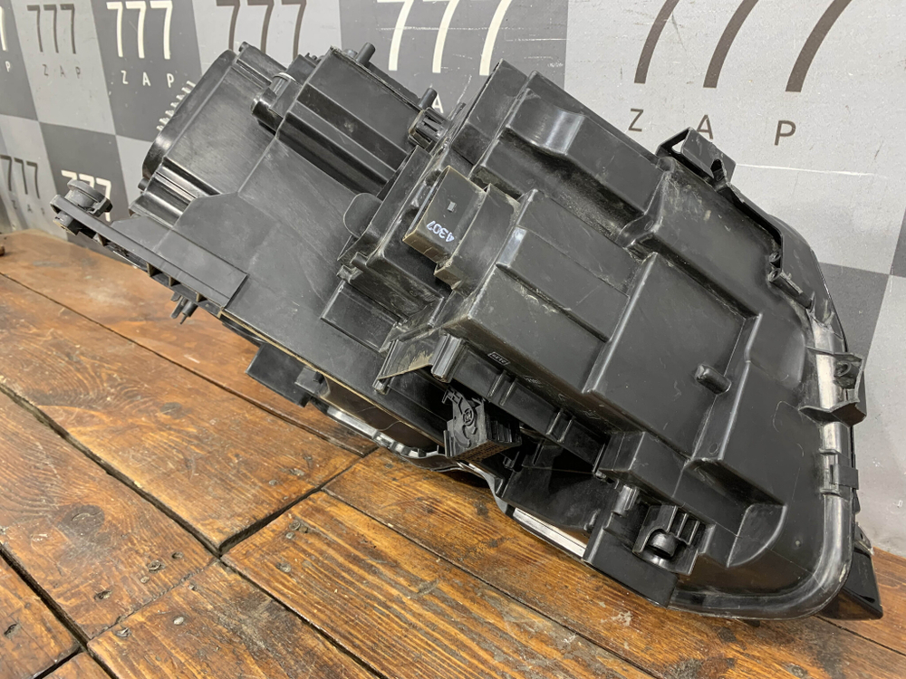 Фара левая LED Volkswagen Tiguan 2 16-20 Б/У Оригинал 5NB941081A