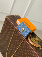 Louis Vuitton Pouch Metis Belt