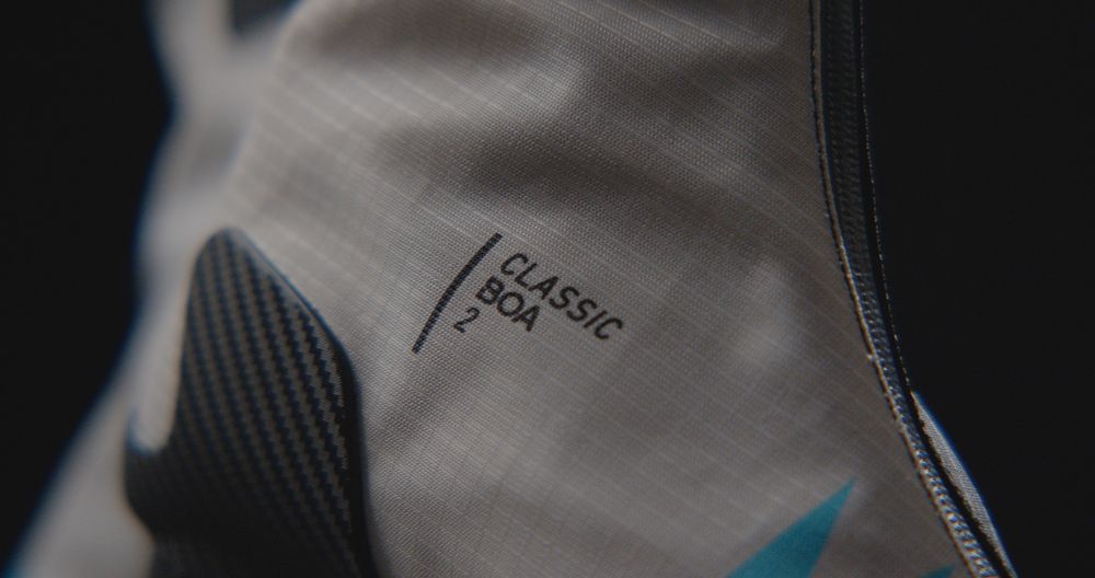 Женские профессиональные лыжные ботинки Madshus W RACE PRO BOA® CLASSIC (2024/2025) для классического хода