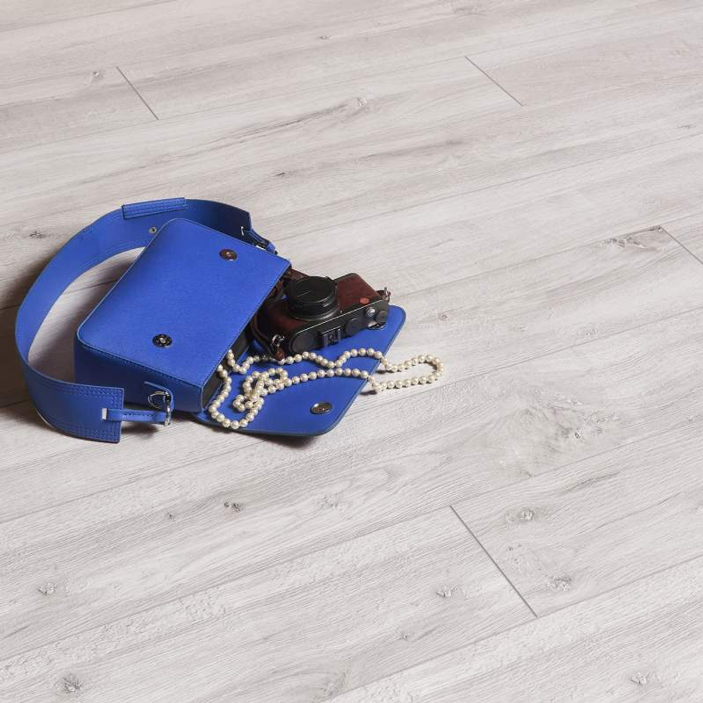 Ламинат IDEAL Choice 8 мм ДУБ ВОЯЖ 2.444 м2