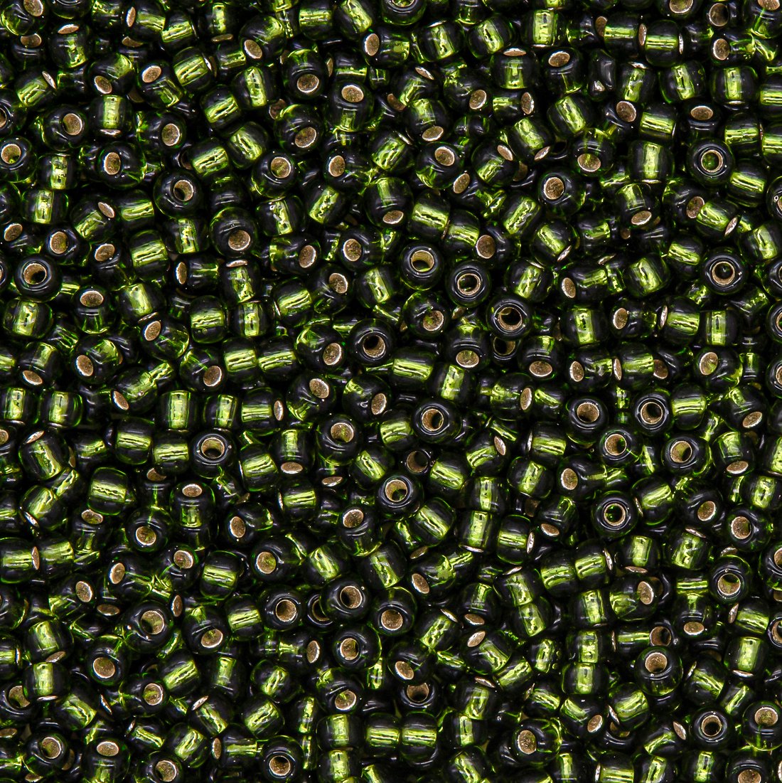 Японский бисер TOHO Round 11/0 (№37), с внутренним серебрением, прозрачный