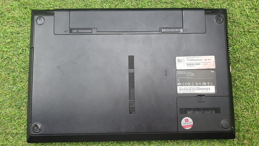 Ноутбук Samsung 305E5A 1366x768, AMD A4 1.9 ГГц, RAM 6 ГБ, SSD 128 ГБ