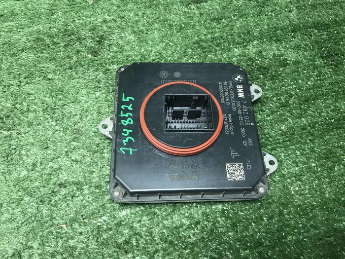 Блок управления LED фары BMW X5 F15 (2013-2018)