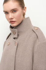 Пальто со стойкой утепленное