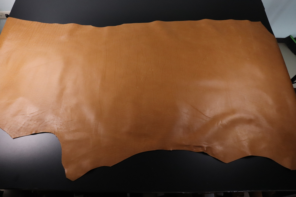 1,3-1,5 Кожа лицевая коньячная с восковой отделкой WAX 206дм² (КЛ)