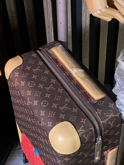Чемодан Louis Vuitton