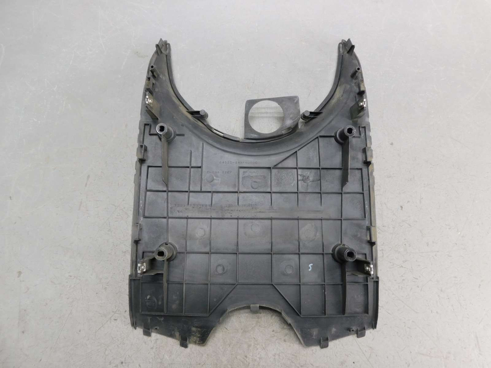 Пластик нижний Honda Dio AF27 64310-GAHA 032022