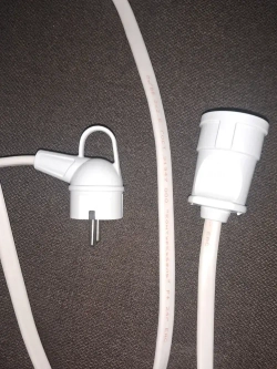 Удлинитель с заземлением "Доктор Ап" 1 розетка, 2 метра, ПуГВВ 3x2.5 мм, белый, 16А, серия "Мощный"