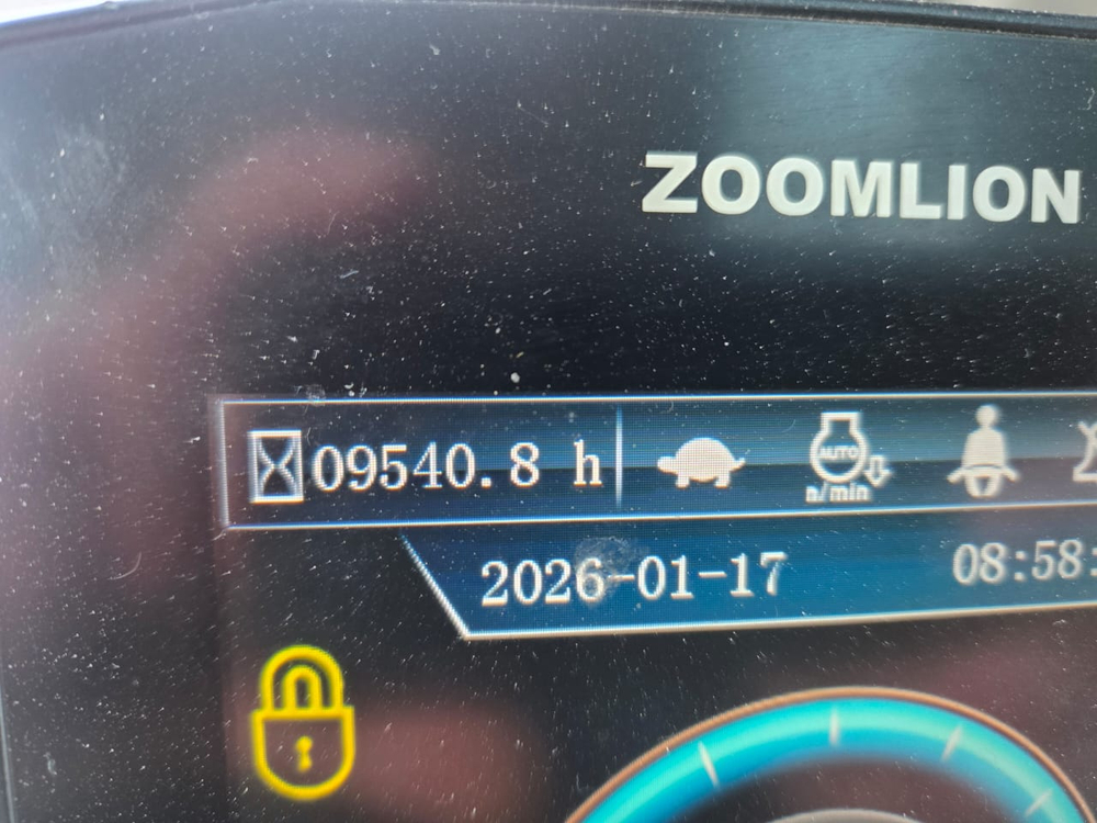 Zoomlion ZE215 Экскаватор ZE215E (Дизельный, 5,9 л, 152 л.с., АТ)
