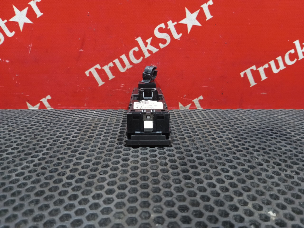 Блок управления стеклоподъемником правый 2019г